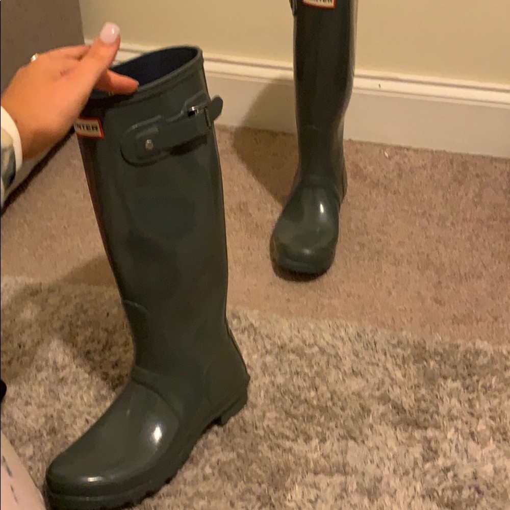 Hunter Boots - image 4